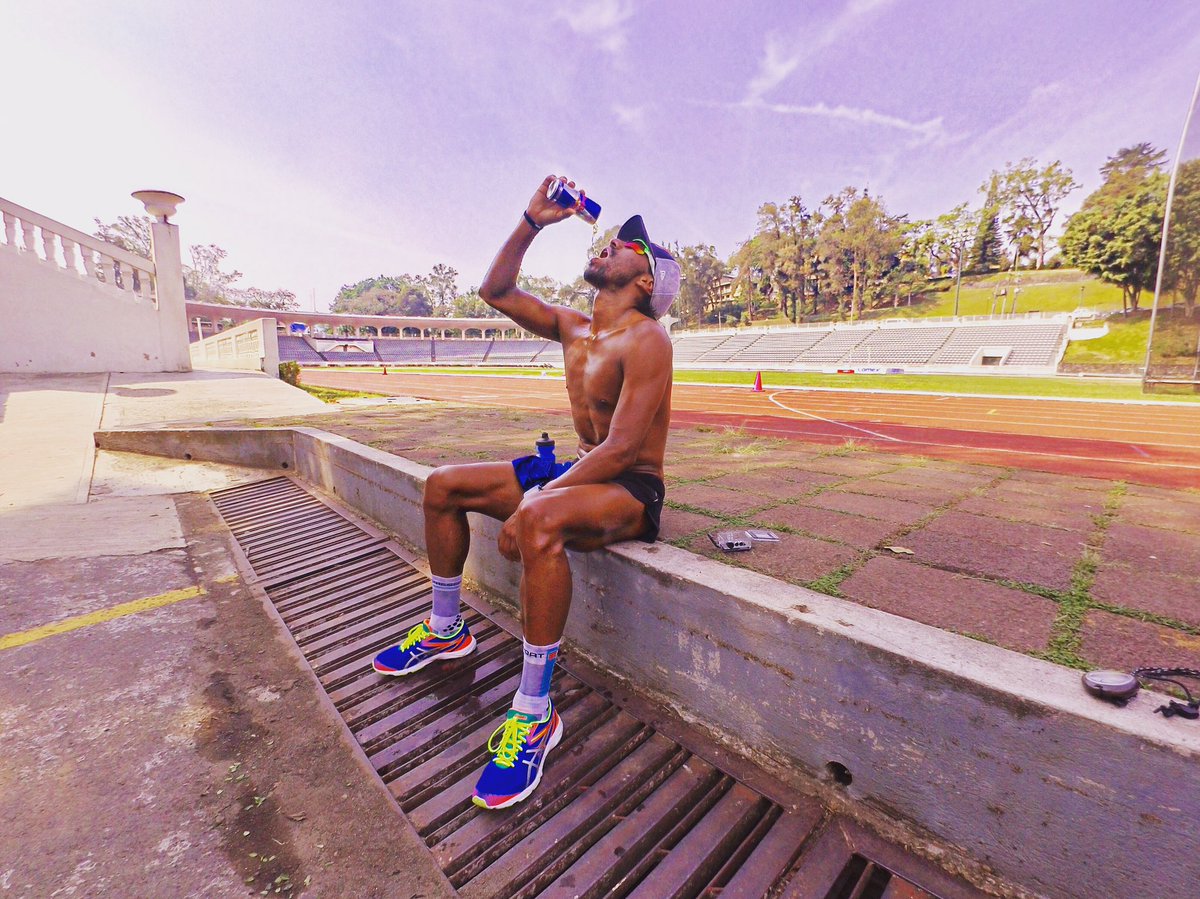 Solo sigo mis sueños y trabajo para hacerlos realidad.!Próximo fin #wtsmontreal #alasparavolar #hyperspeed6 #compressport #garminvirbultra30