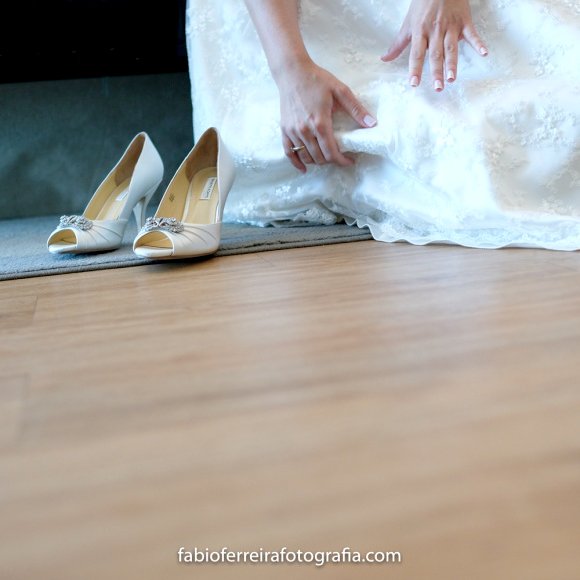 BenjaminAdamsLN's tweet photo. Beautiful wedding pictures courtesy of Fabio Ferreira Fotografia. The beautiful bride Joanna wearing our 'Carmella' heels! #BABeautifulBride https://t.co/gIiVQ1kFyS
