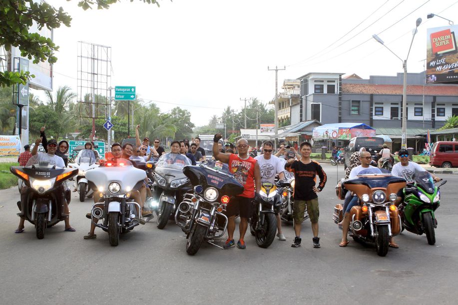 #MostPopular Motor Besar Club Siap Disiplin Berlalu Lintas detik.id/6a7FWK via <a href="/detikOto/">detikoto</a>