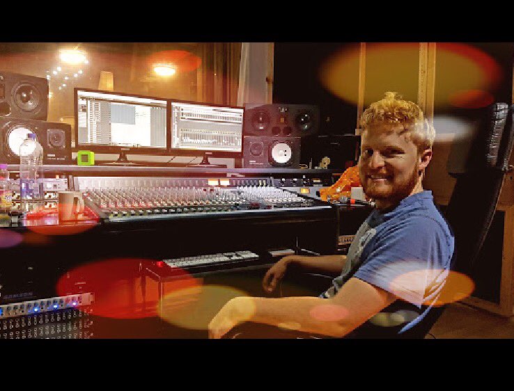 A good Saturday's work in the studio laying down our newest tracks. Thanks <a href="/reelrecordings/">ReelRecordingStudio</a> Watch this space #yorkmusic #newmoon #newalbum