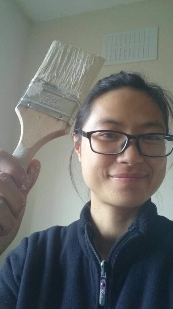 Echoisamazing's tweet photo. Painting the room over the weekend, Daniel says the beginner uses the smallest brush. Good luck to Daniel's first day in Twitter https://t.co/XDIYbM42k6