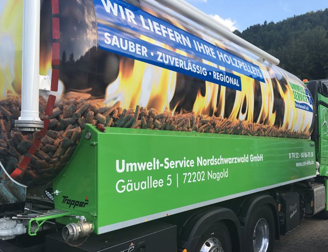 Azoro_Media's tweet photo. https://t.co/CfJro2c4mH

LKW-Design für die Umwelt-Service Nordschwarzwald GmbH
#Design #Nagold #Calw #Werbeagentur #azoro #hechingen https://t.co/HS30moGFiY