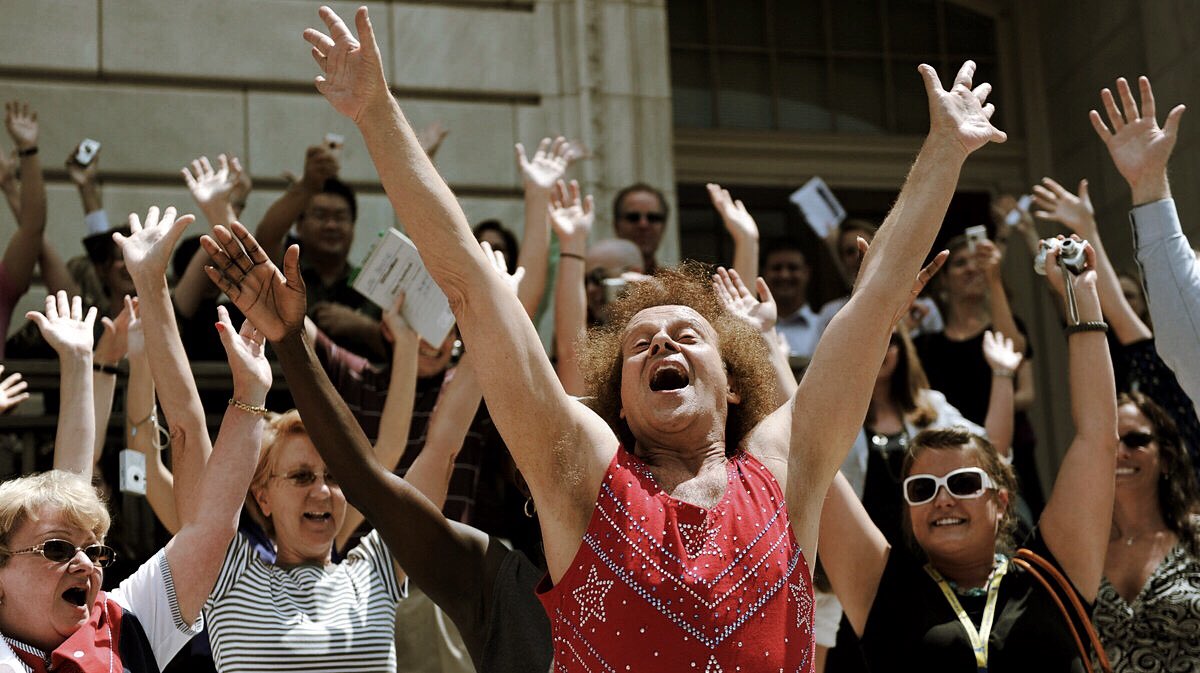 SupportSimmons's tweet image. Fitness advocate Richard Simmons leads Capitol Hill staff through exercise routine 2008 in Washington, D.C. #fitness #health #advocate