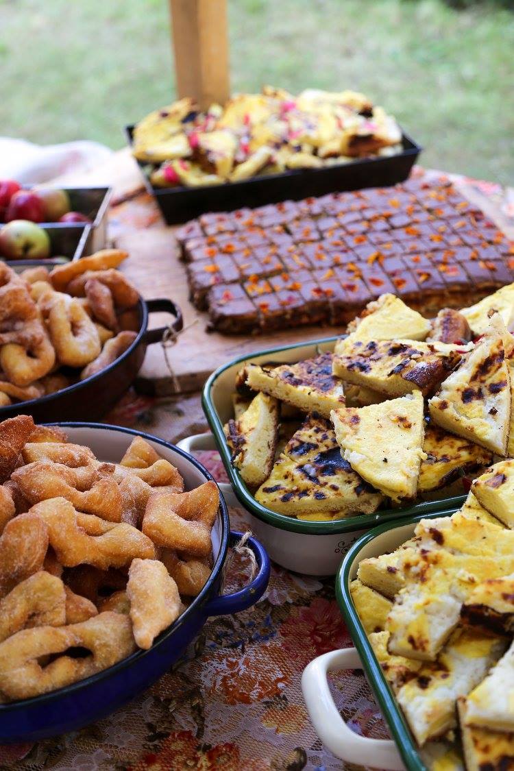 Eat_Local_Tr's tweet photo. The last weekend was about local products and delicious recipes, sounds good? check this :) https://t.co/FAvAyVrkp2 https://t.co/oP2W79bF8U