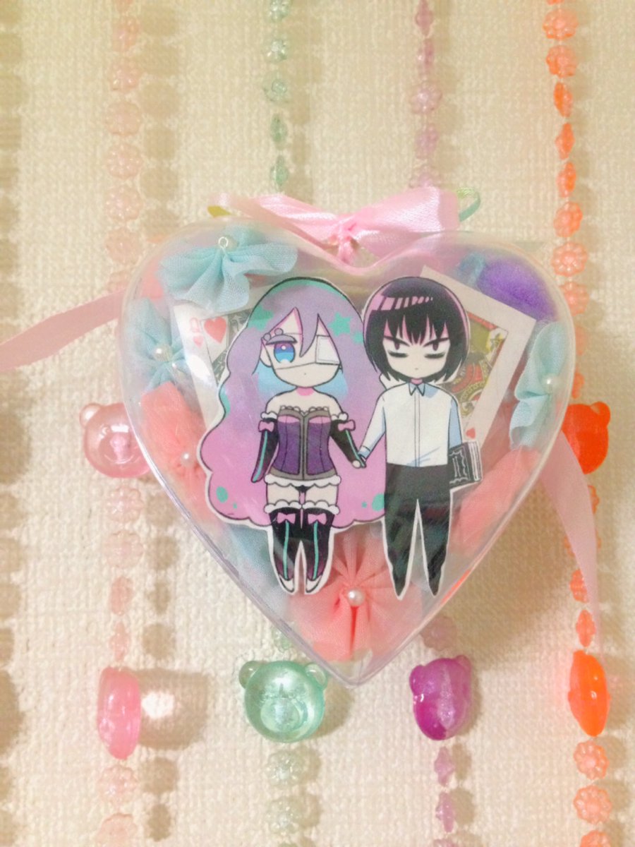 数人さんと灯子の棺ベッド出来ました🦄💘吊るして飾れるタイプです。気分転換になって楽しかったです〜🍬 