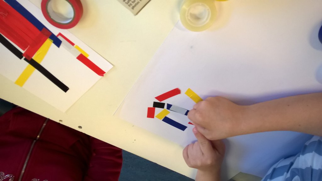 LeonAmerpoort's tweet photo. Leuke les over 100 jaar De Stijl. En nu zelf aan het werk. https://t.co/lysZABidV2