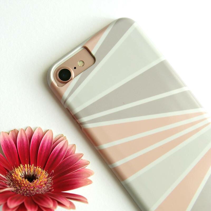 marta_laguna_de's tweet photo. 20% off + #freeshipping on all #phonecases
.
#MartaLagunaDesign #AdeCollection #Society6  #shopsmall #techaccessories #iphonecase #apple https://t.co/tAMdPr4QH8
