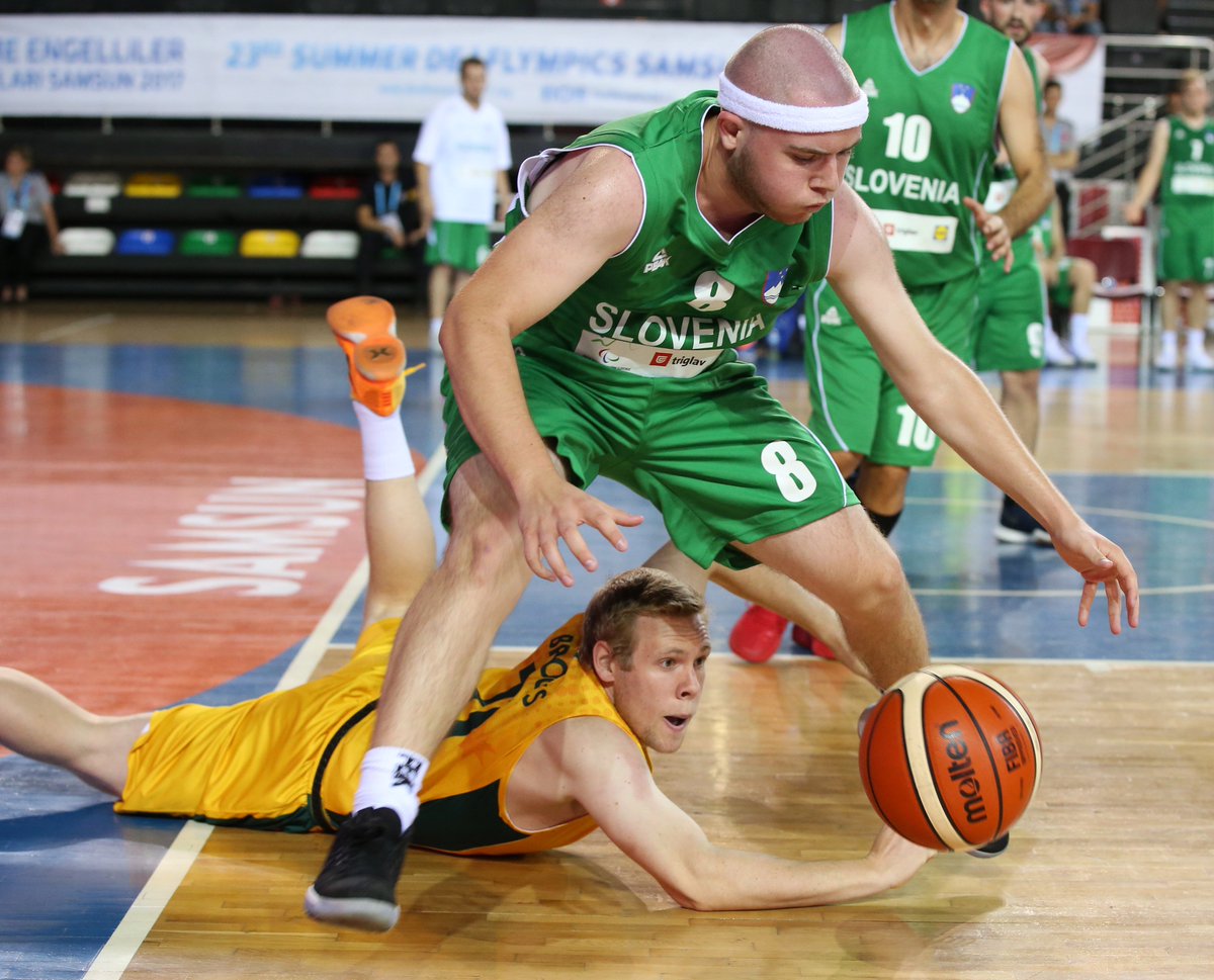 Farklı renklerde olsak da sevginin, dostluğun, saygının ne kadar güzel duygular olduğunu bize tekrar öğrettiniz. ❤💜💛💚💙🖤