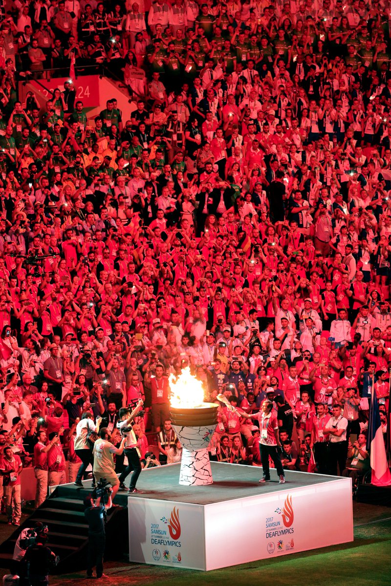 Even if have different skin colours, you showed us that feeling of love, friendship, respect is something unique. ❤💜💛💚💙🖤