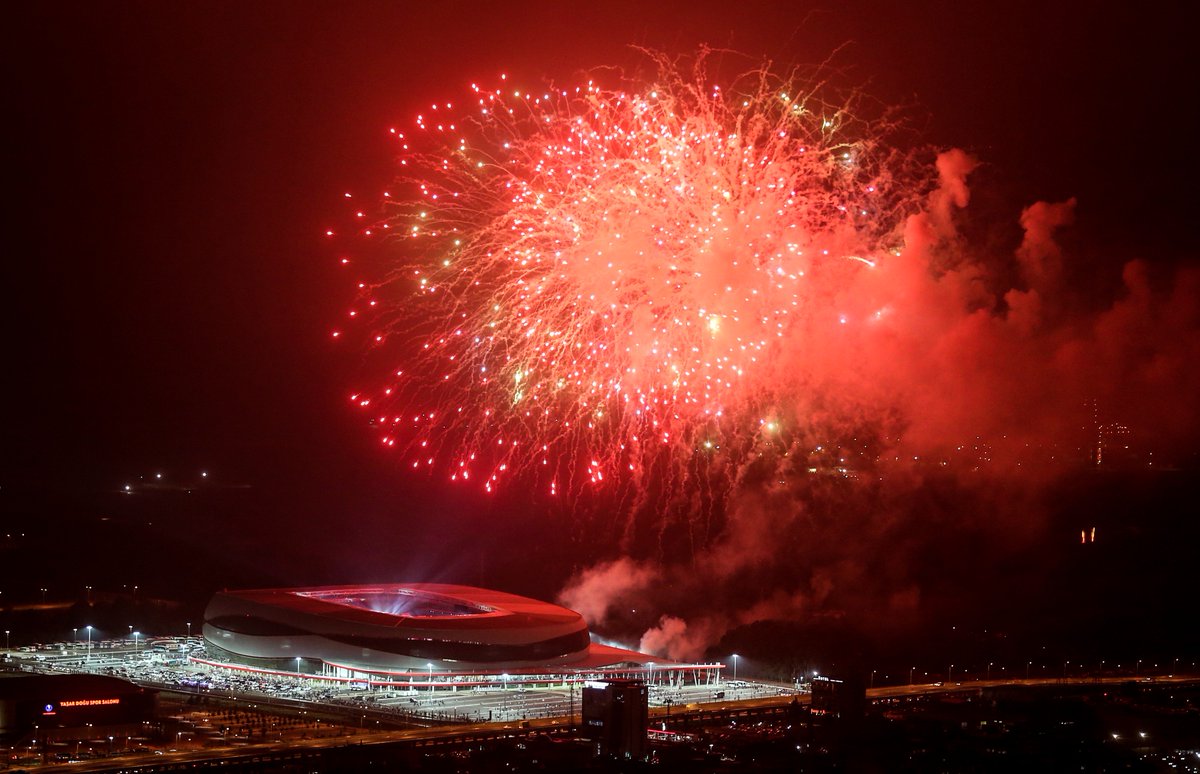 Deaflympics2017's tweet photo. We thank you for all those feeling in Samsun. 🙏🏻

Very happy to welcome you in Turkey. 🇹🇷

Hope to see you again here in Turkey. https://t.co/hZ06SIPEms