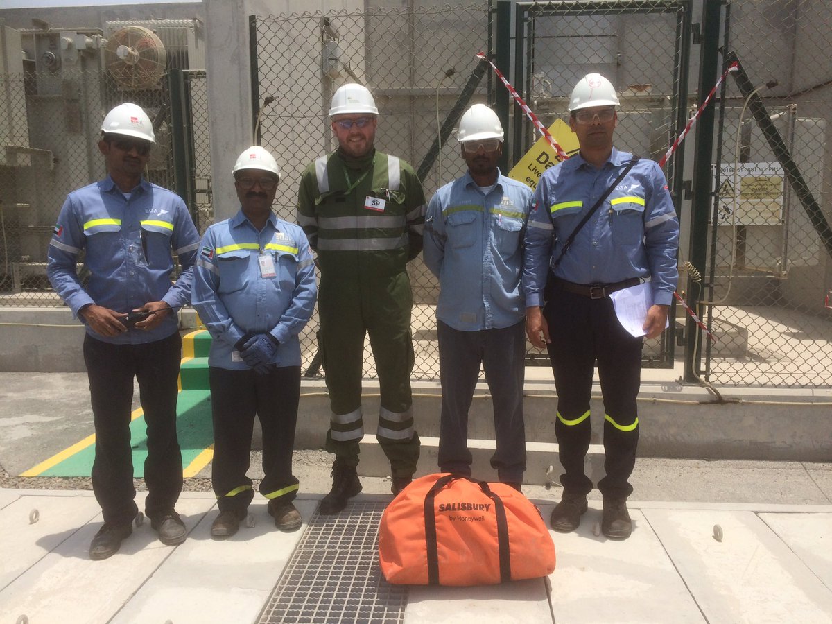 stewiff's tweet photo. @ScottishPower Another 5 day initial and 2 day refresher High Voltage Operations course delivered at Emirates Global Aluminium in the UAE. https://t.co/qFpmW63CJG