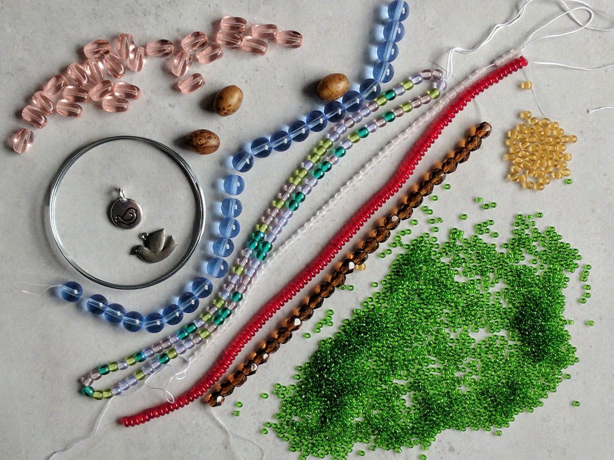 helloboxes's tweet photo. #BeadCrate Subscription Box Review - July 2017 - https://t.co/jpZITennOf #subscriptionbox https://t.co/TyiIBHN1ul