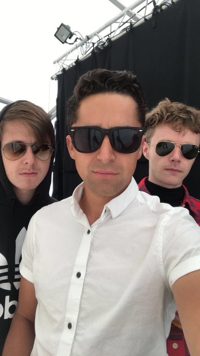 TheAnyonesuk's tweet photo. 😎 https://t.co/zTdLkbMcSz
