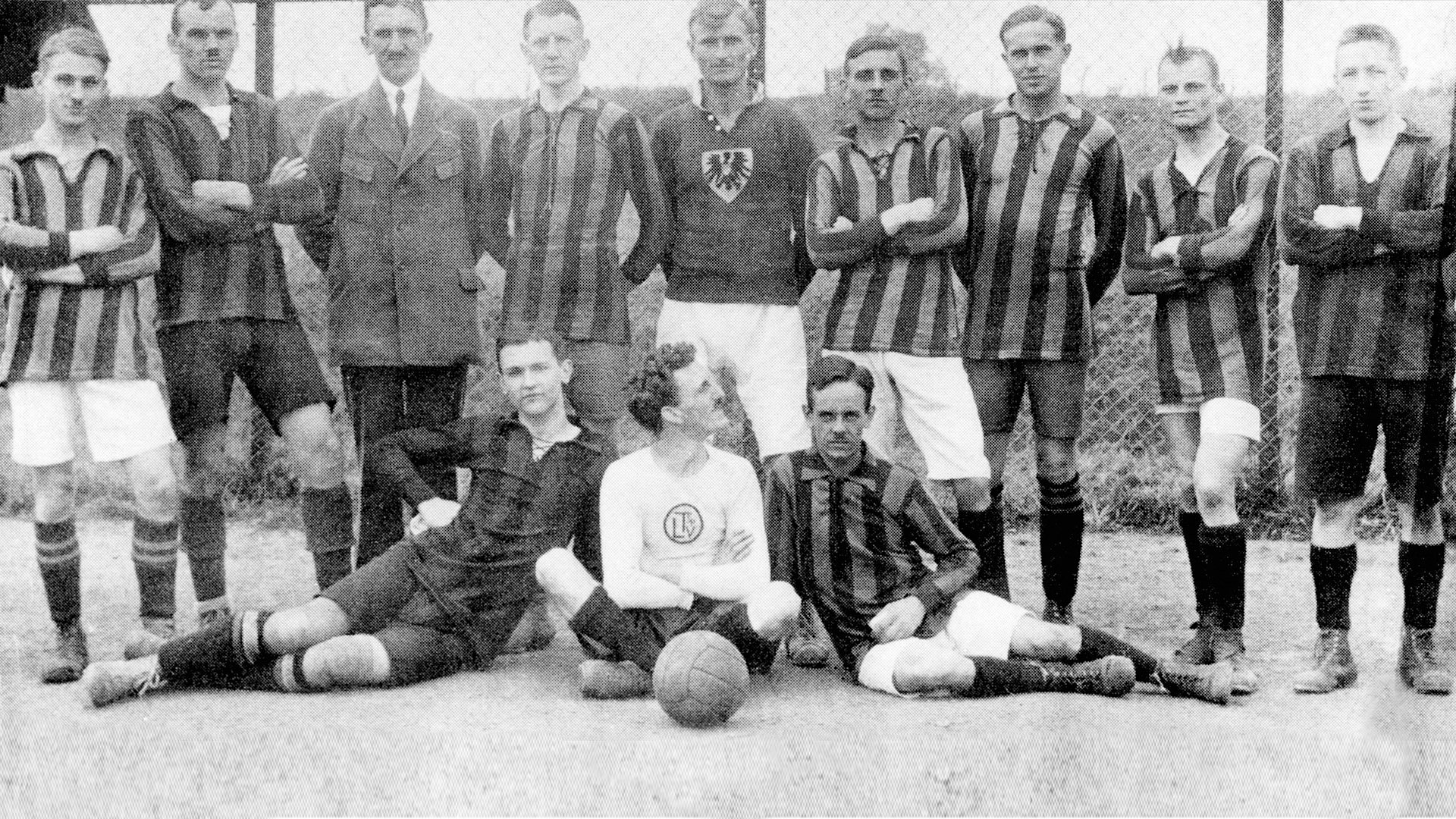 Bayer 04 Leverkusen on X: "An answer to the letter came on the 1st of July  in 1904... The gymnastics and sports club "TuS 04" was founded!  #BundesligaBackstory https://t.co/8N5xx7zRgD" / X