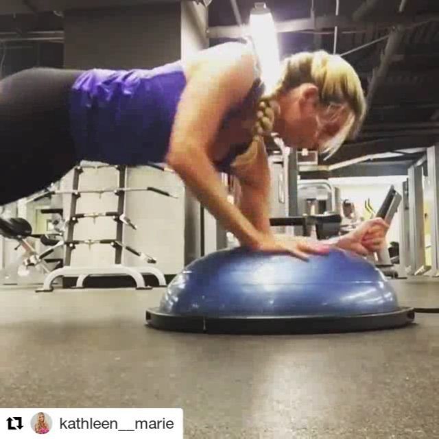 AngelaShurina's tweet photo. Get your friends to the #gym and you won't need any #motivation to go!!! #Repost @kathleen__marie (@get_repost)
・・・
🔥shoulder burn #sundayb… https://t.co/FwSanUOAD8