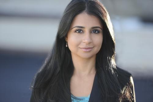 BiteMeTheFilm's tweet photo. Meet the amazing @mahirakakkar who will be playing Lily in #BiteMe! You may recognize her from the indie hit @HankandAsha. #womeninfilm https://t.co/aQT9eBJi8e