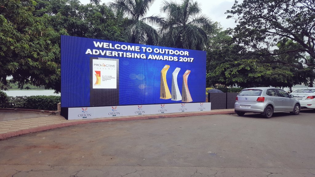 OriginsAd's tweet photo. Our digital displays at OAC, Mumbai. Large format Indoor &amp; Outdoor Digital Displays at the event. 
#digitalscreen #DOOH #OAC #Mumbai #OOH https://t.co/73eWgwzN49