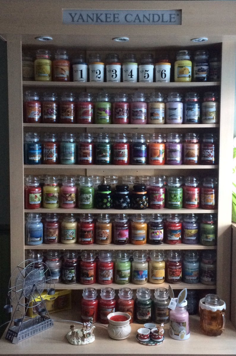 LGawthorpe75's tweet photo. @YankeeCandleEu thought I would share my collection with you guys #yankeeaddict https://t.co/RvkqjW0R7t