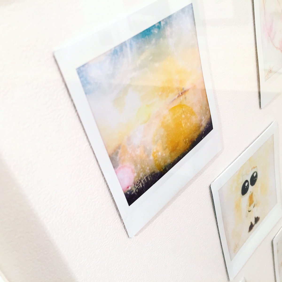 ito_tatumasa's tweet image. 約束の朝（チェキ出力）
「SQUAREPACK×instax」
7月29日（土）～8月4日（金）
15時-21時
チェキです！チェキ感☆普段の作品をチェキで出力していただきました。風合いとか、たまらんです。是非みて下さい！ #チェキ　#ARTLabOMM #SQUAREPACK