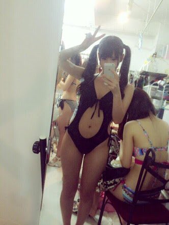 qqqu4eu9k's tweet photo. 今度グラドルの寺口智香ちゃんとお出かけするよーφ(ω｀●)ホ゜ッ💗
楽しみ(^^)♪♪

そおいえば最近まゆりんのグラビアのお仕事にゃいよね〜ひさびさにしたくなって��たー☆*o(≧▽≦)o

って事で水着の写真載せとこう👙

#谷麻由里
#ツインテール
#いいなと思ったらRT https://t.co/eLKRdCNg8A