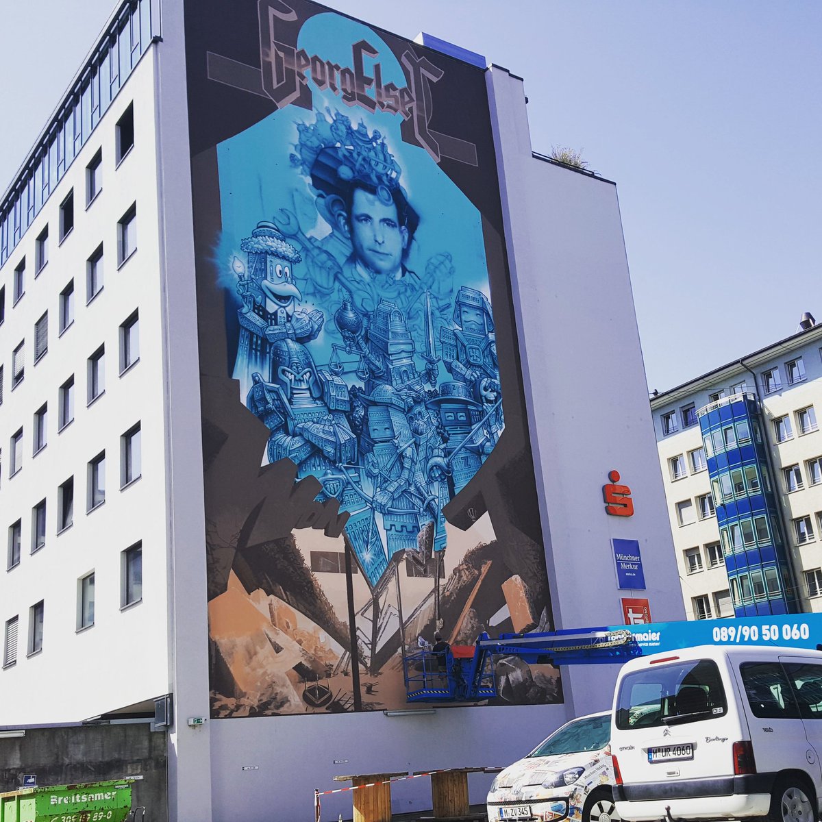 _MartinHagen's tweet photo. Love #Streetart, hate #Fascism: Georg #Elser #Mural von #Loomit und #WonABC in #München https://t.co/s0nMJznnuL