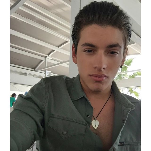 Nikoleta_vk's tweet photo. #VangelisKakouriotis https://t.co/xbZ7sQZi23