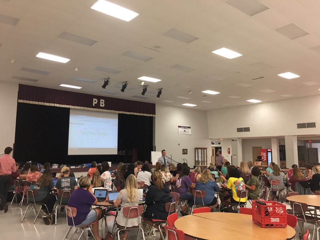 chastainjjaca's tweet photo. JTSD team is excited to work w teachers in Poplar Bluff, MO! @jtsdnixa @nixaschools #collaboration #steamu #welovescience #ngss #steam https://t.co/QTTcvPI3fa