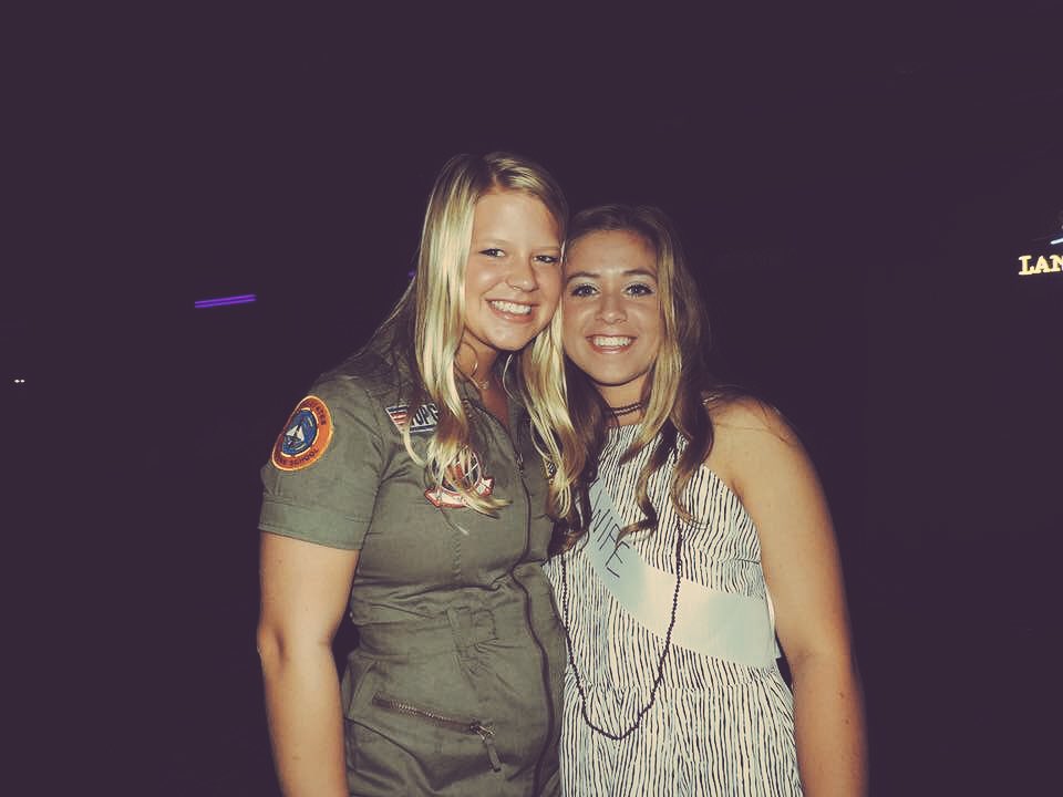 marisandridge10's tweet photo. happy birthday, @lover13abby! thankful for you. miss n love you! coming to stay in stark soon ❣️. https://t.co/Bq660AFrX3
