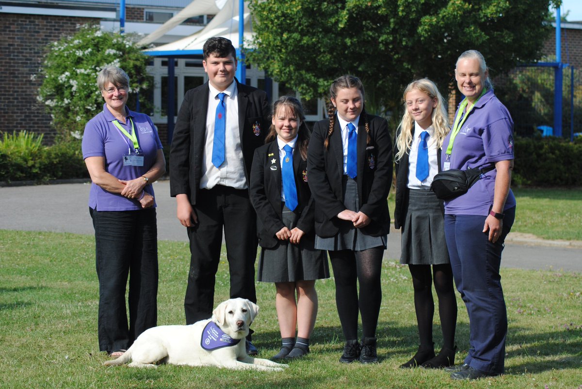 The Hayling College (@haylingcollege) on Twitter photo Pupils raise £370 for Canine Partners <a href="/canine_partners/">Canine Partners</a> and Tina the guide dog brought some of her friends to collect the cheque. Pupils raise £370 for Canine Partners <a href="/canine_partners/">Canine Partners</a> and Tina the guide dog brought some of her friends to collect the cheque.