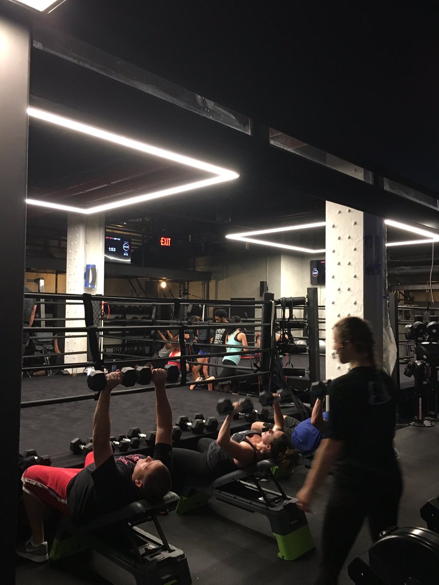 everybodyfights's tweet photo. Scenes from opening day! #ebfnyc #everybodyfights https://t.co/qrO8KnG4e2