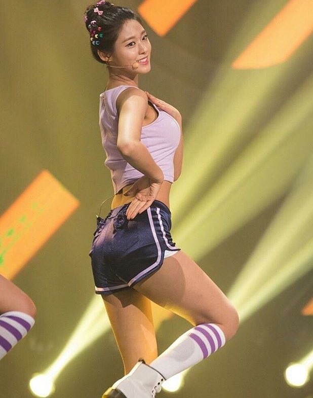 xeolhyuns's tweet photo. https://t.co/XR4RvaDBvN
