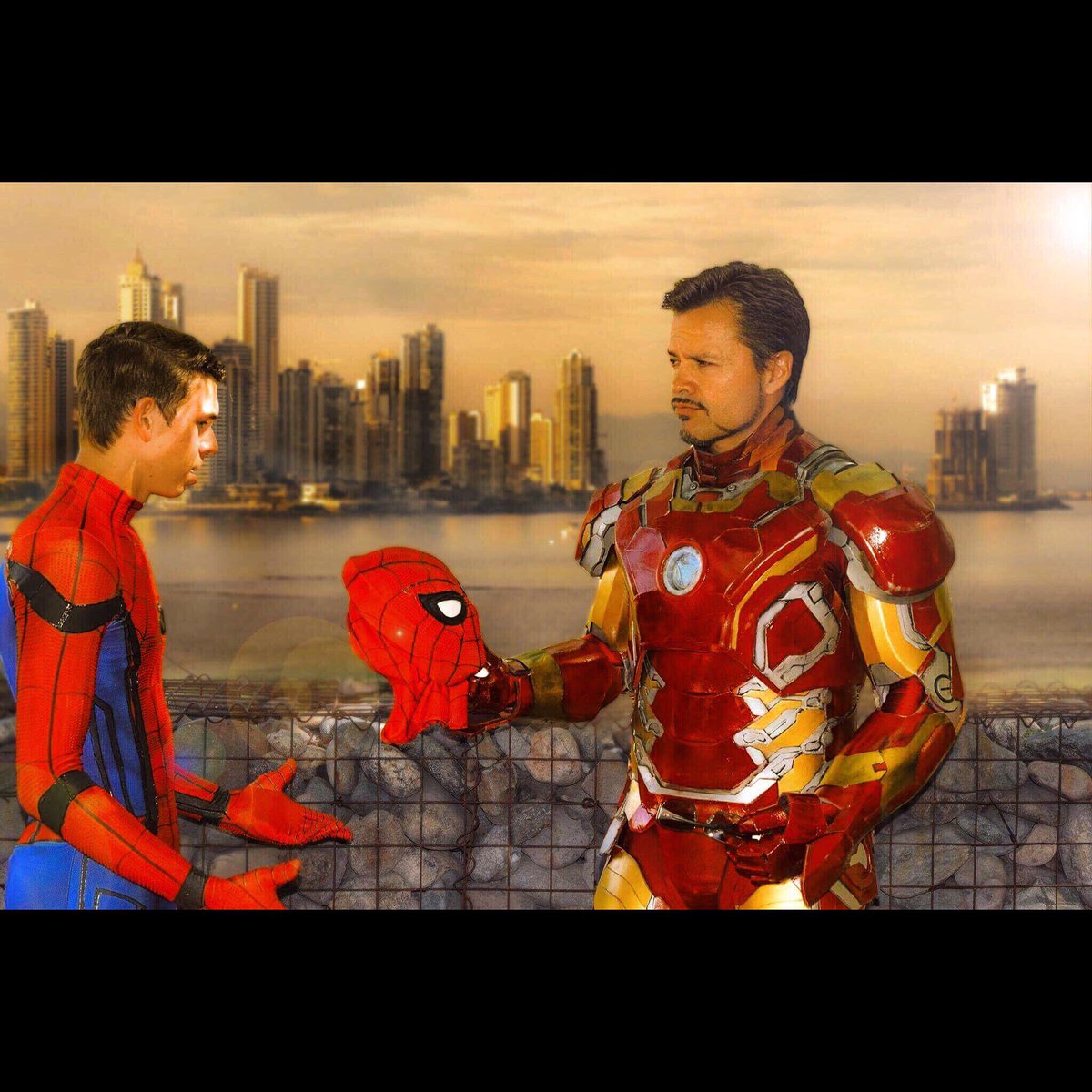 AZ Tony Stark tweet media