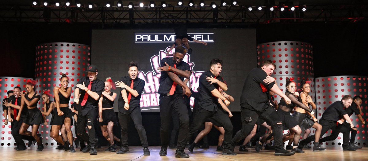OfficialHHI's tweet photo. Elektro Academy - USA (Gilbert, AZ) MegaCrew Division @ #HHI2016 USA Hip Hop Dance Championship in Las Vegas
#HHIUSA #HHI2017 #GoForGold2017 https://t.co/tYmI4MHNrJ