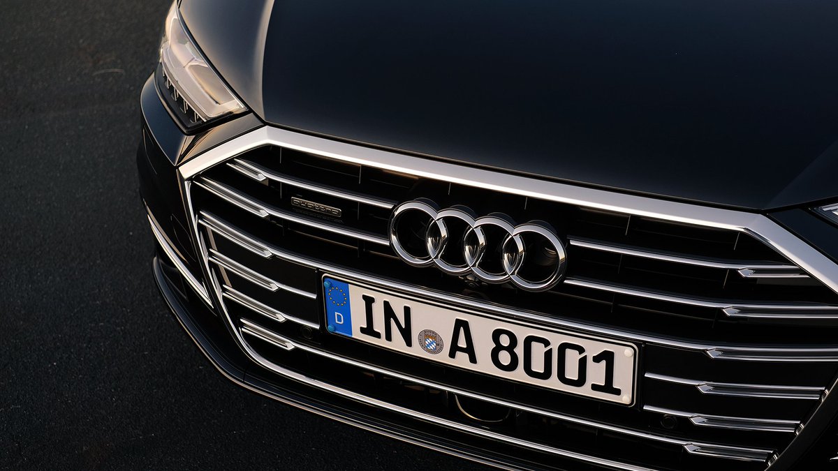 AudiOfficial's tweet photo. SpectA8cular. #AudiA8 #allnew https://t.co/Nfxy1LWM0I