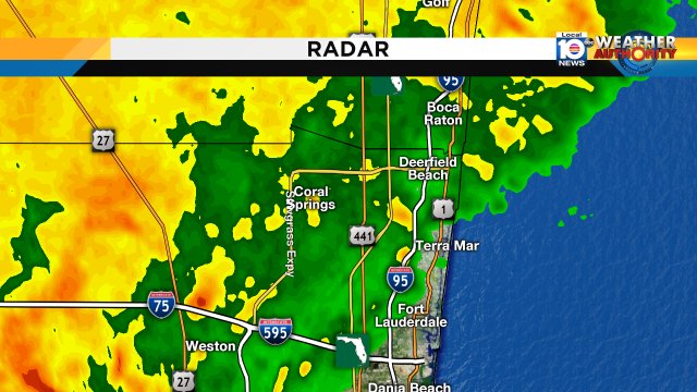 Storms rolling into Broward with a main band of precipitation associated with T.S Emily https://t.co/Mxj03uh6IT