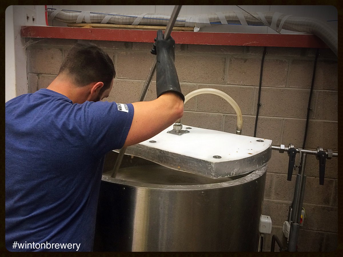 WintonBrewery's tweet photo. Brew day! 🍻#peelywally #wintonbrewery #famazing https://t.co/KFH2wtnWq3