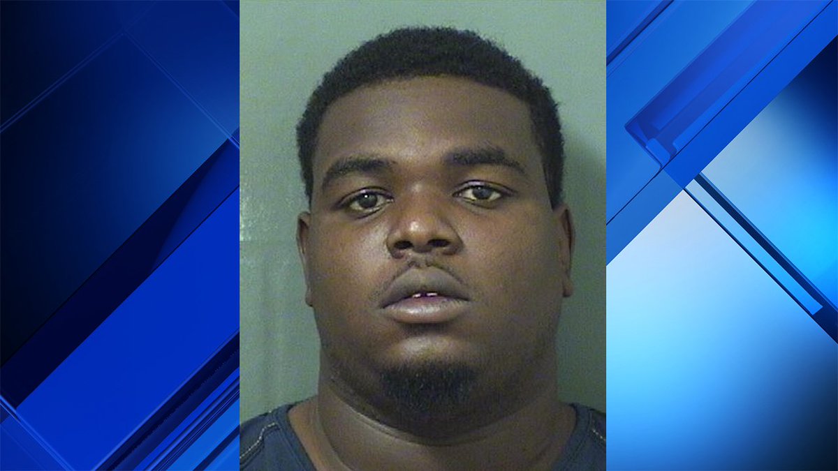 Suspected drug dealer busted at South Florida park with 3 kids in SUV bit.ly/2tRdkup https://t.co/pDtABehYoR