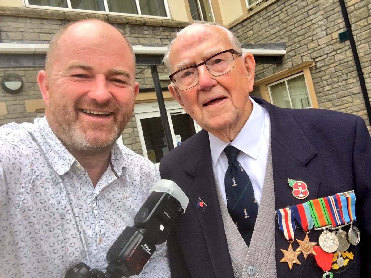 Meet 101 year old #VerdunHayes D-Day landings #Veteran &amp; recently did Record Breaking #SkyDive raising £3500! What a Gentleman!  #news