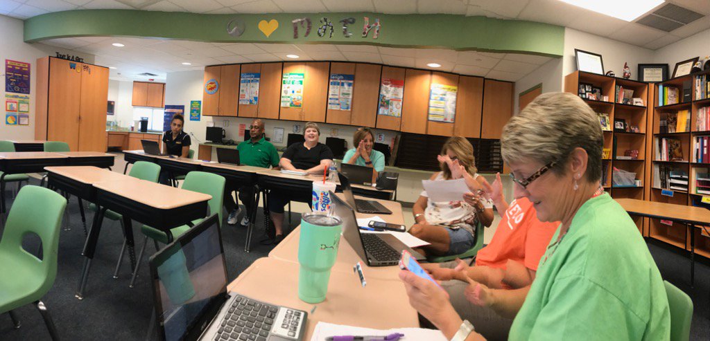 Vstephenson06's tweet image. Google extensions with the best from FIS and FJH. #fisdlearn