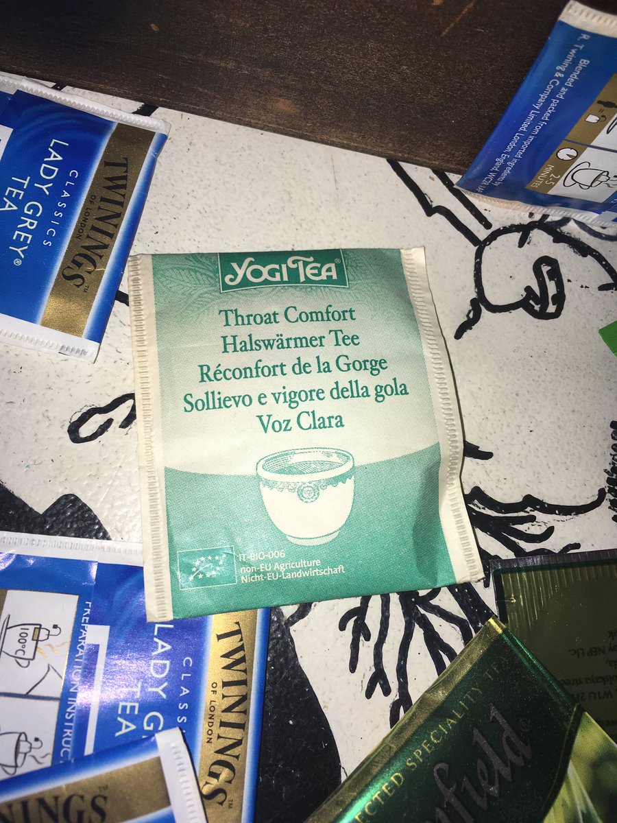 <a href="/insouhciance/">wadafak</a> encontrei um chá que te vai dar jeito para quando voltares do sudas ;;;))