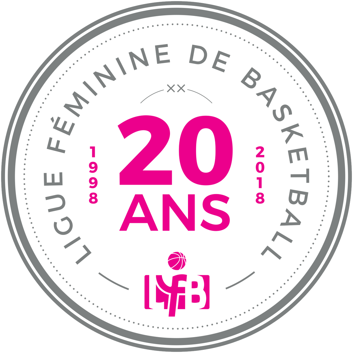 basketlfb's tweet photo. A 6⃣0⃣ jours du début de la saison et de l'#OpenLFB ✈️ 🏀, le calendrier #LFB 2017-2018 est en ligne ➡️ https://t.co/wVGXu79vOy https://t.co/RztthiIr4s
