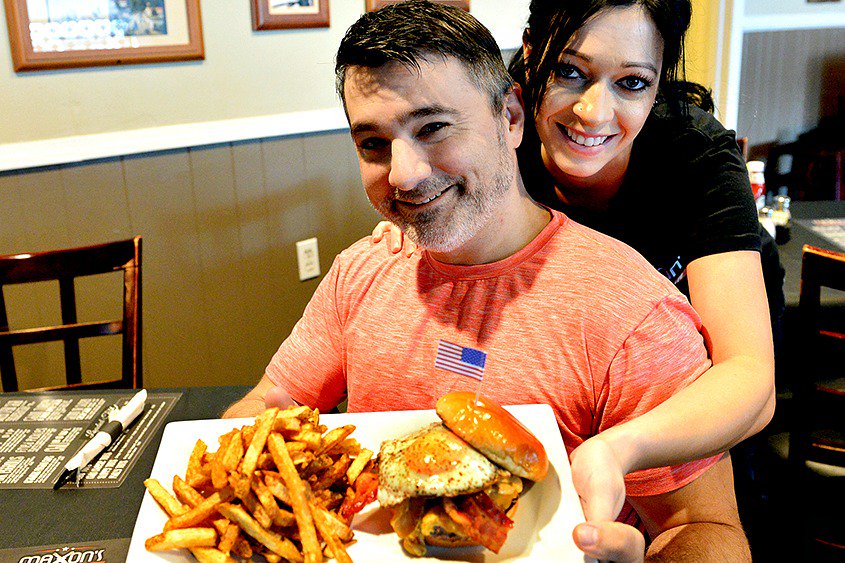 activitiesinalb's tweet photo. The Capital Region's Best Hamburgers. Did Your Favorite Make The List? Tell Us Now! https://t.co/XibTVrYPhU #CapitalRegion #NewYork #Albany https://t.co/R6HiVuCC2C