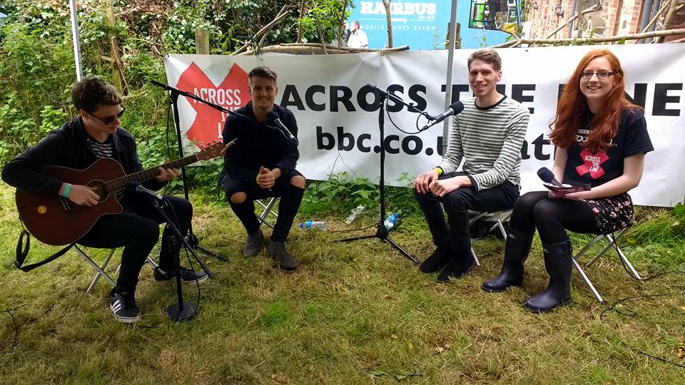 acrosstheline's tweet photo. Tonight's ATL is a @sunflower_fest special! Tune in at 8pm to catch it. In the meantime a clip with @LavengrOfficial https://t.co/4Pkf7gnRi3 https://t.co/flgeKJqZMo