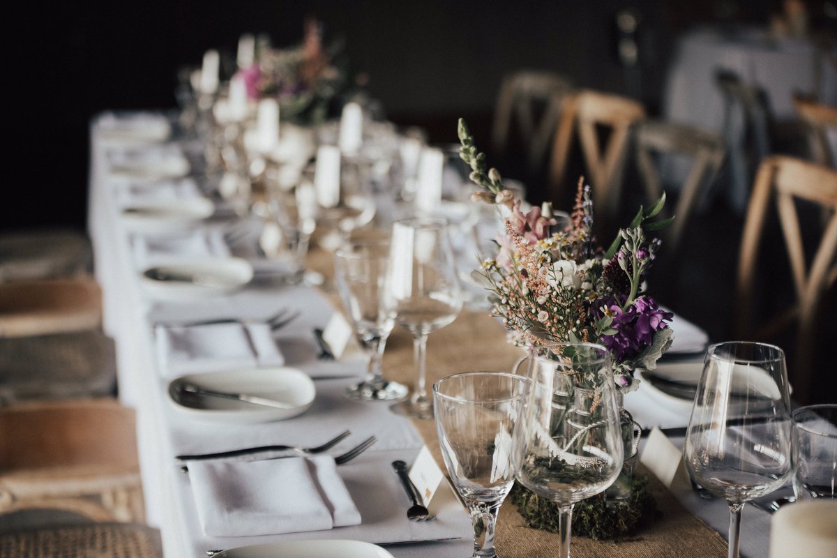 evermorewed's tweet photo. For a full sneak peak of Diane &amp; Dave's big day at Evermore, check us out on Facebook! #ottawaweddingvenue #barnweddingottawa #rusticchic https://t.co/BJLY1kGrNY