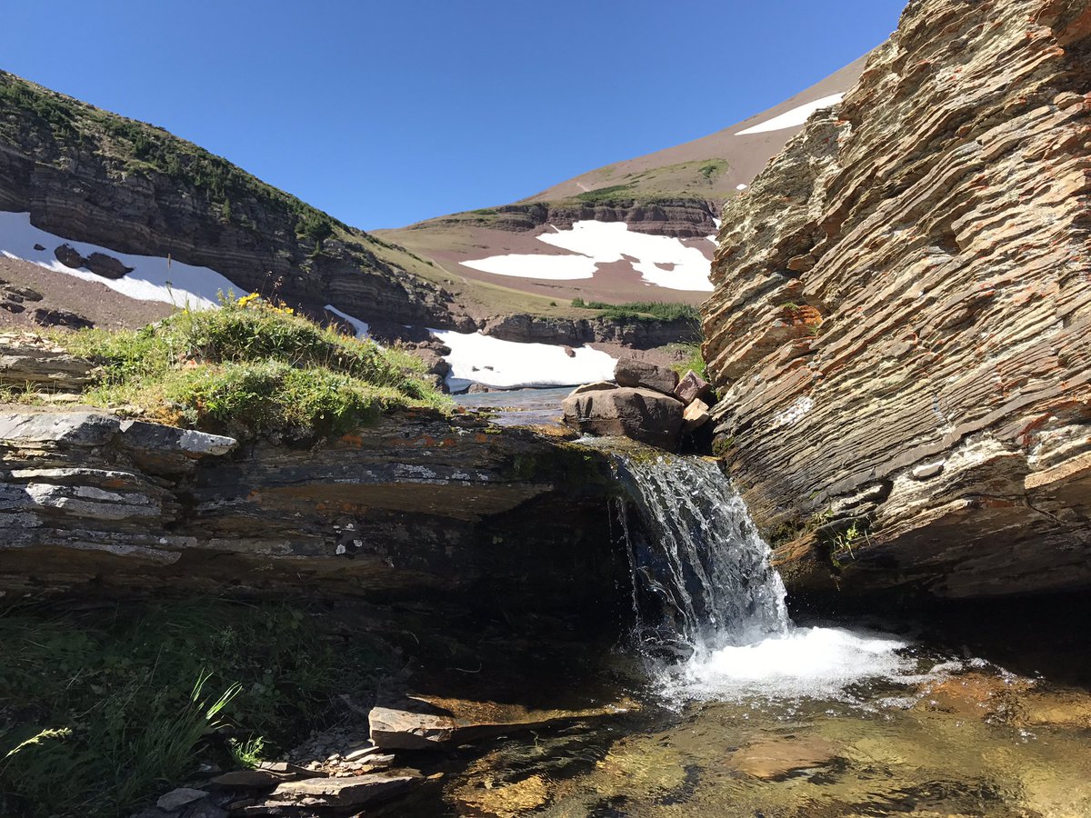DP_Holloway's tweet photo. Enjoying the stunning sights of the Rockies. #Carthew-Alderson trail. #Waterton #Hiking #MicroAdventure @watertowntab https://t.co/HnFd7HSxz8