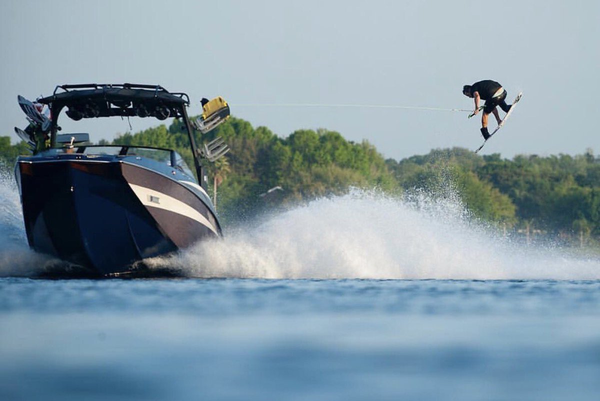 WAKEBOARD BOATS tweet media