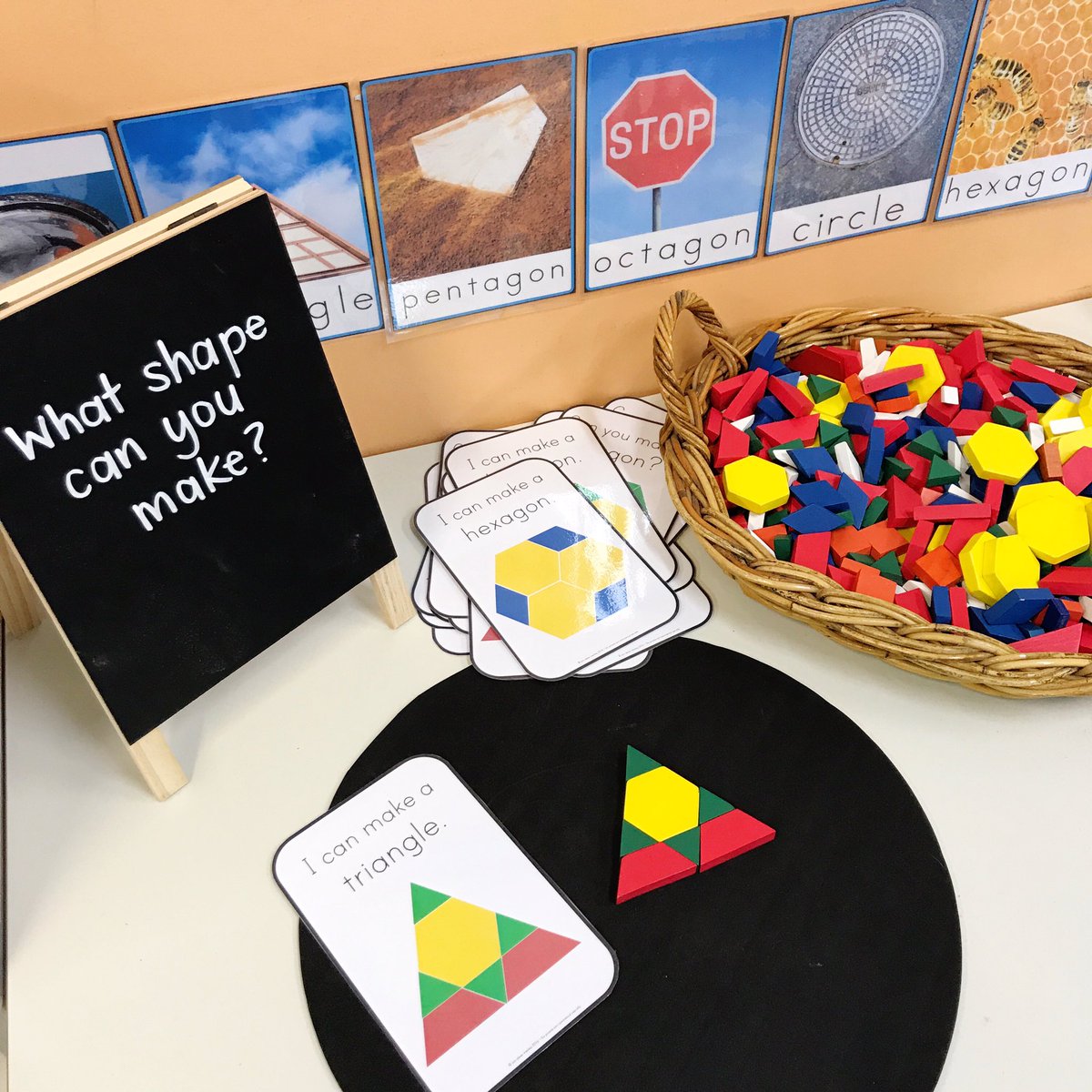 youclevermonkey's tweet photo. Learning about shape in class https://t.co/mm2Nog94v1 #EYTalking #Kinderchat #printables #EYFS #eyfstwitterpals #ECE #handsonplay #2dshapes https://t.co/HsO0tQCGco