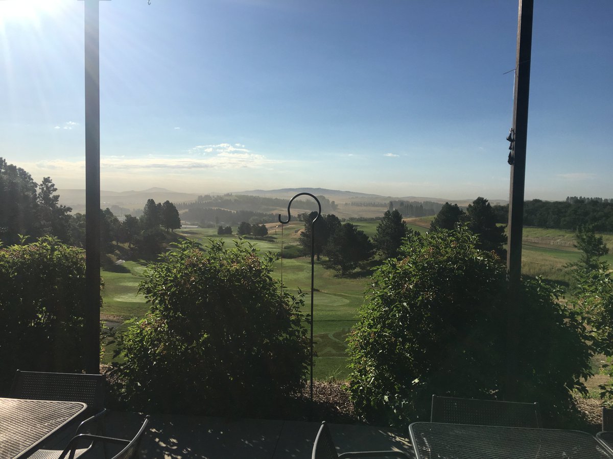 Trindera's tweet photo. Last week with a great view and an excellent Design-Build discussion with @WSUPullmam  #facilities #architect #engineer #WSU #DBIA #AIA https://t.co/RvPFcs6kir