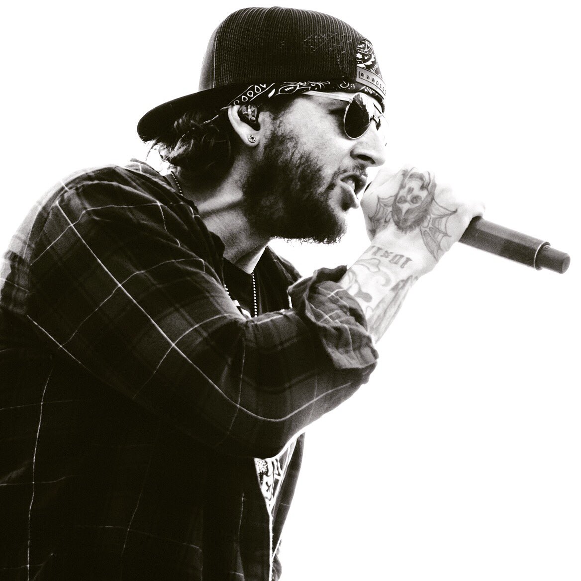 TheOfficialA7X's tweet photo. Let's all wish a very Happy Birthday to #MShadows!!🎈🎉 🎤📷:@rafacore https://t.co/DrgYlRMPRj