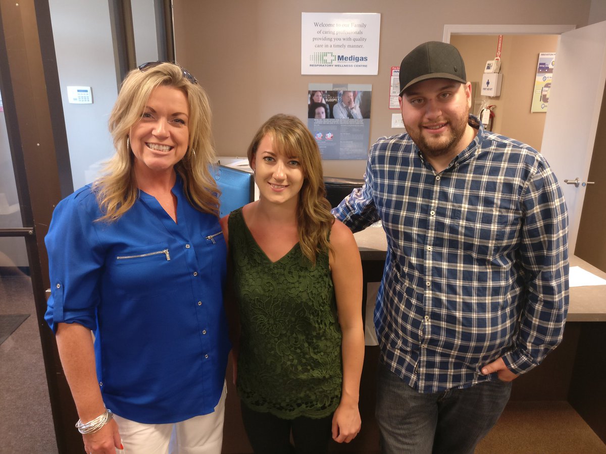 peggy991's tweet photo. @radiosamantha &amp; @mrTravisStewart  just stopped by to see Desiree at @MedigasMB to tell her she just won Peggy's 10K Turn On! #ShoppingSpree https://t.co/uVJF99eptt